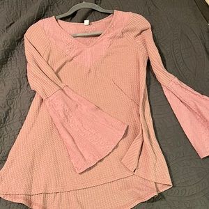 Pink thermal top with lace detail